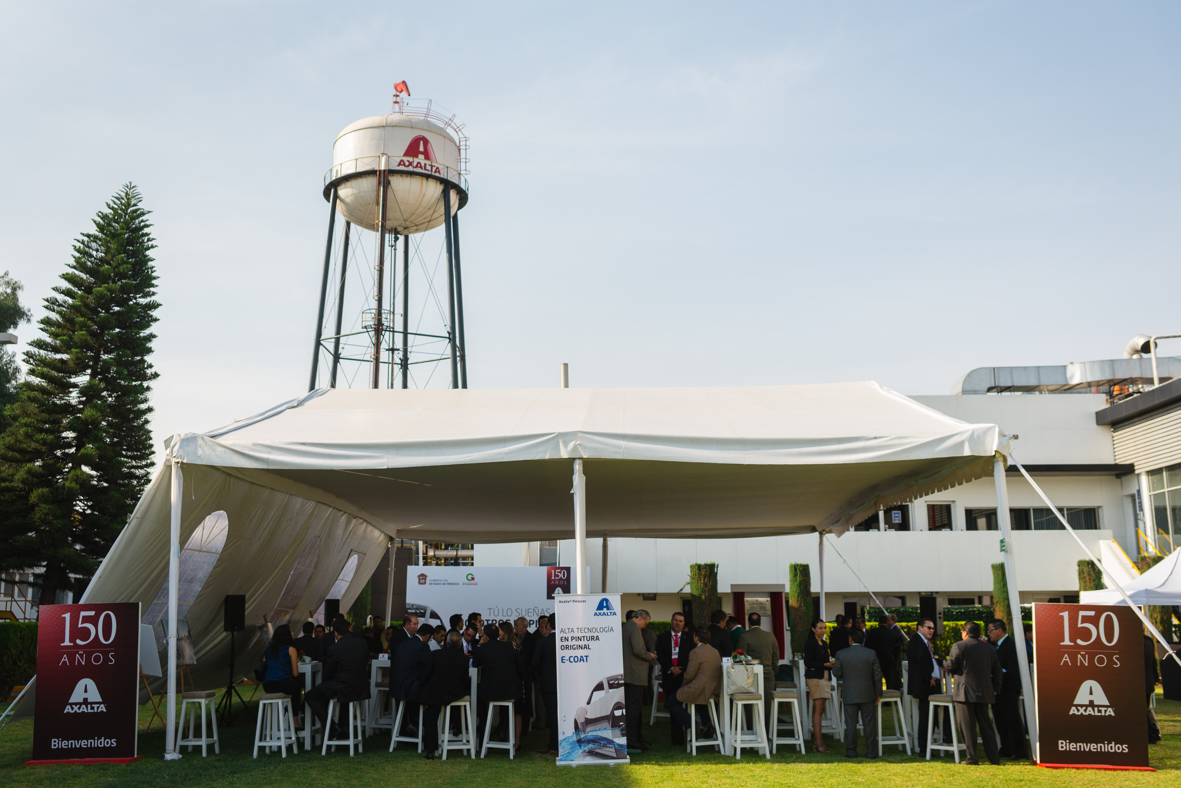 Commemorating Axalta’s 150th anniversary at the opening of the expansion of the manufacturing center in Tlalnepantla, Mexico